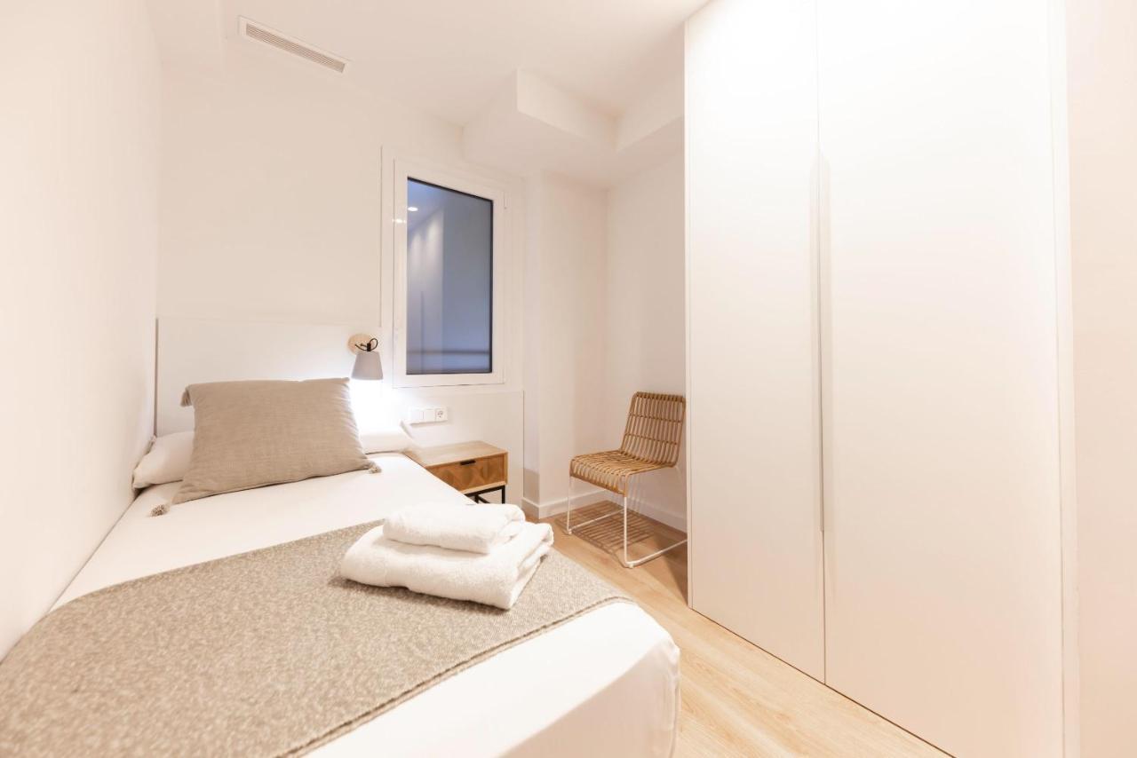 Bravissimo Falco, 3 Bedrooms And Balcony Girona Exterior photo